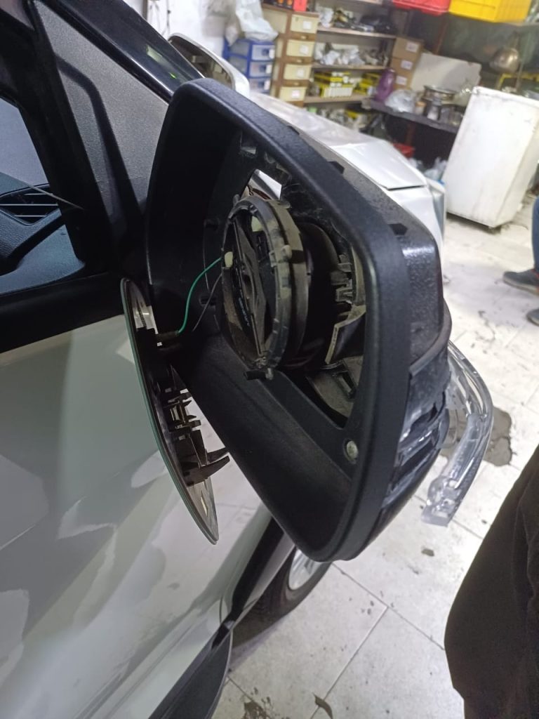 تعمیر آینه MVM X22