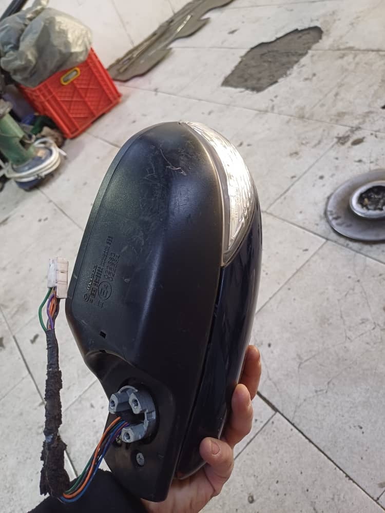 تعمیر آینه بغل مزدا نیو