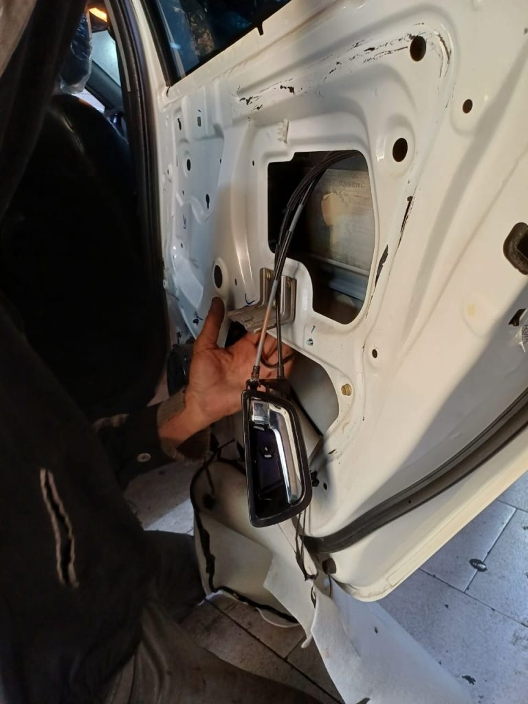 تعمیر شیشه بالابر شاهین