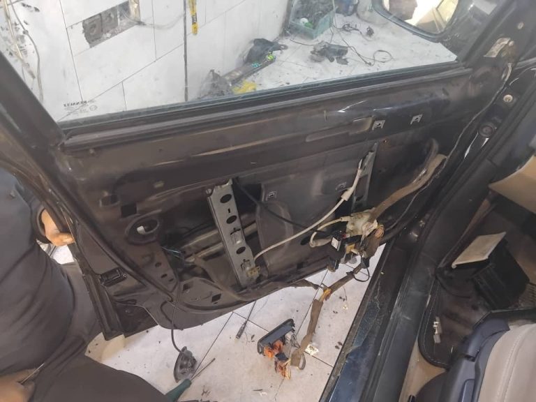 تعمیر قفل درب مگان 4