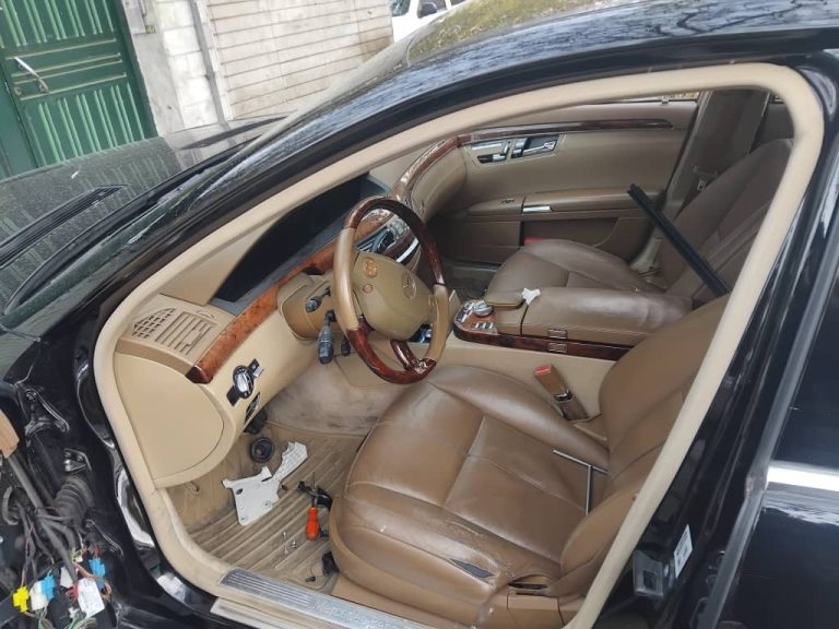 تعمیر قفل درب بنز S500