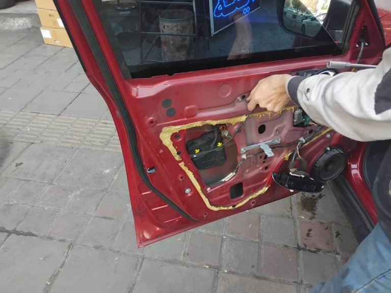 شیشه بالابر نیسان juke